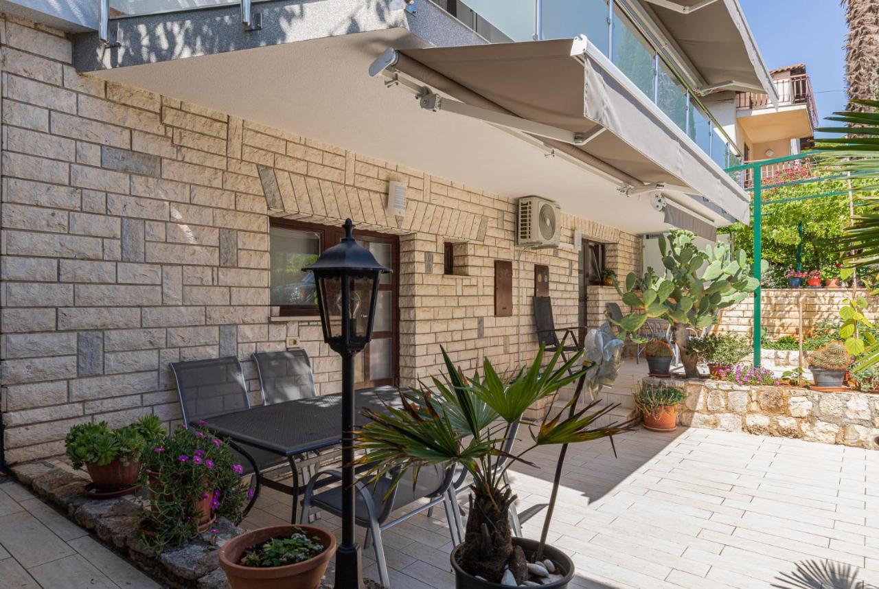 Haus Eva Lägenhet Novigrad Istria Exteriör bild